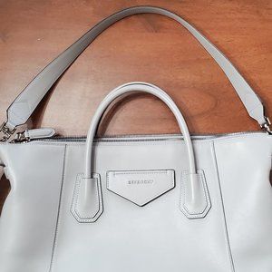Givenchy antigona